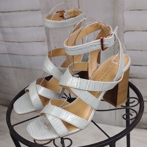 LC Lauren Conrad Gray Block Heel Strappy Heels, Size 8